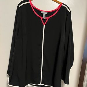 Black Geometric Pull Over Blouse
